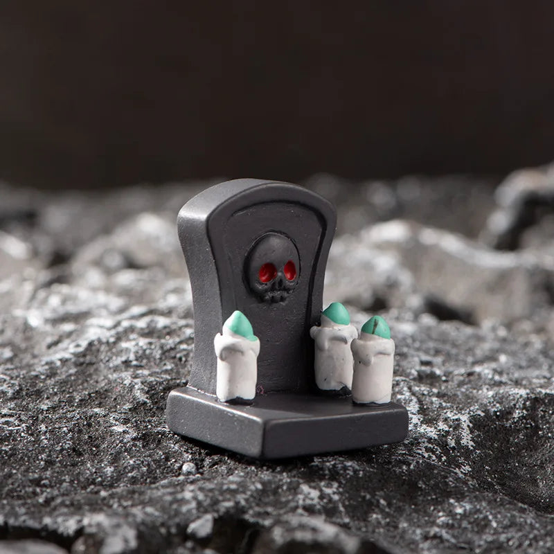 2025 Figurines Miniatures Pumpkin Skeleton Mummy Skull Micro Landscape Ornaments For Halloween Decorations Hoom Desk Accessories